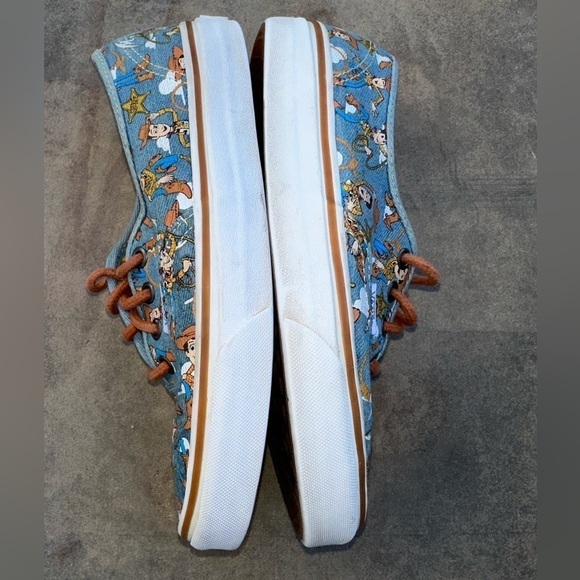 Vans x Disney Toy Story Woody Authentic Sneaker Unisex Men' 5 Women's 6.5 E… - Picture 4 of 8